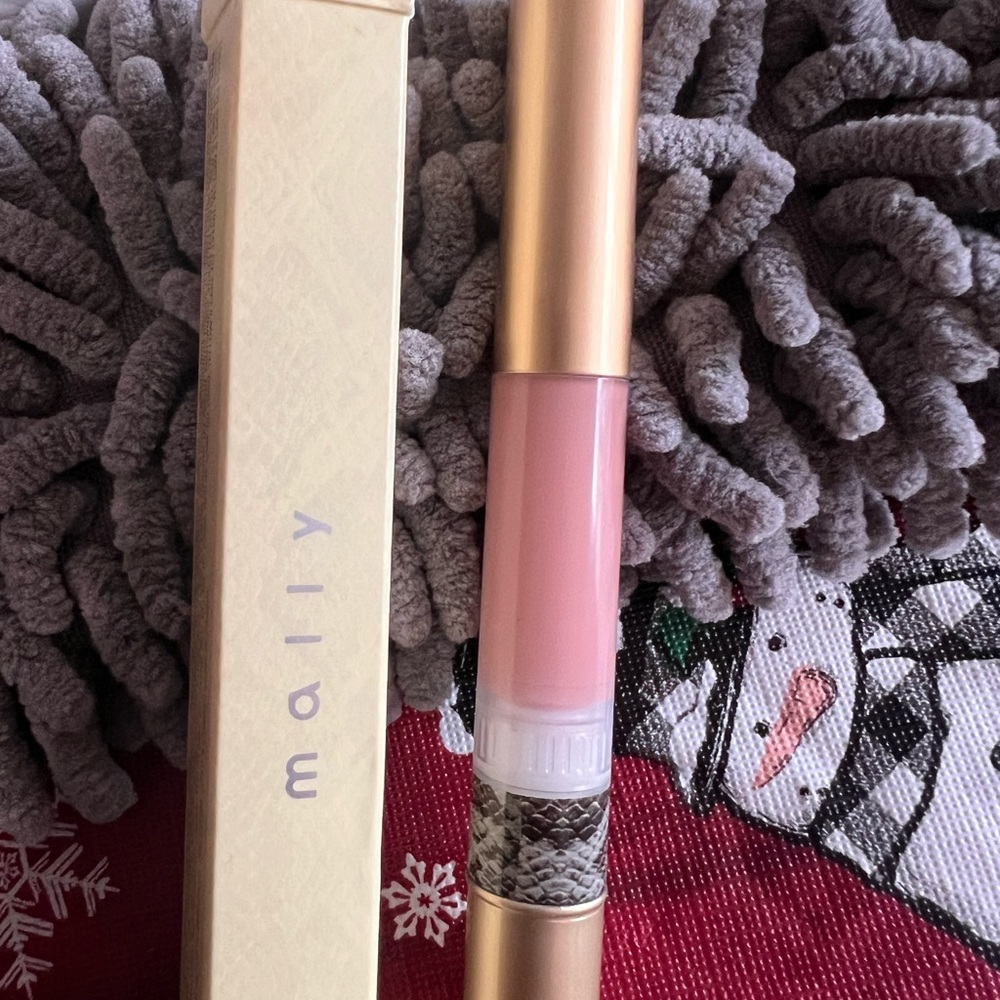 Mally lip tint